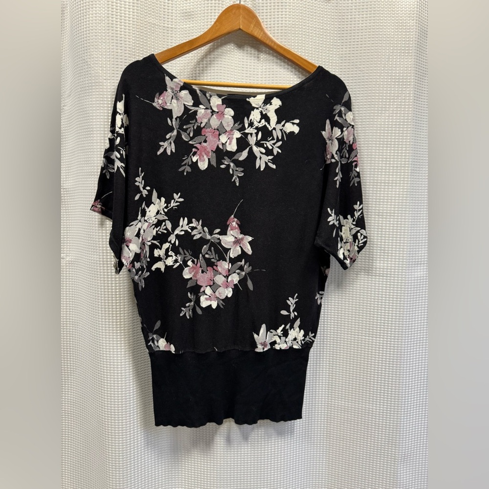 Le Chateau Black and Pink Floral top - size small